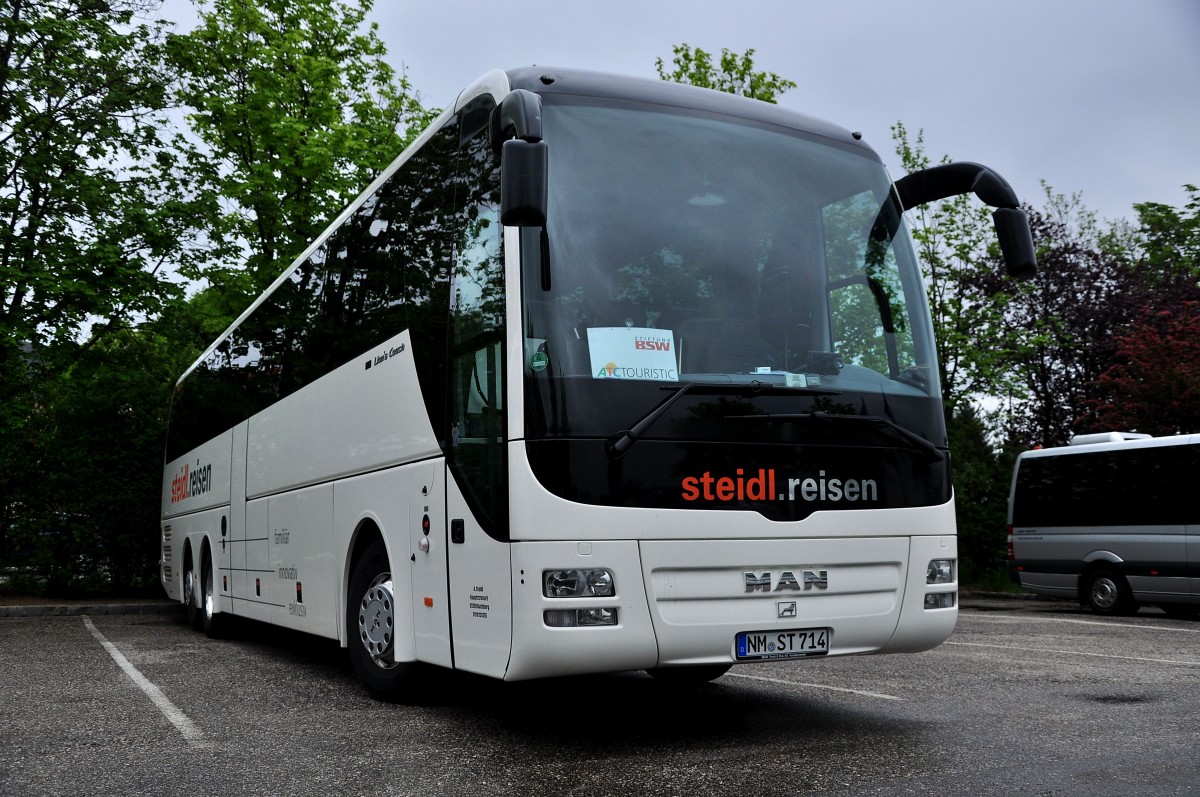 MAN LIons Coach von Steidl Reisen / BRD im Mai 2014 in Krems.