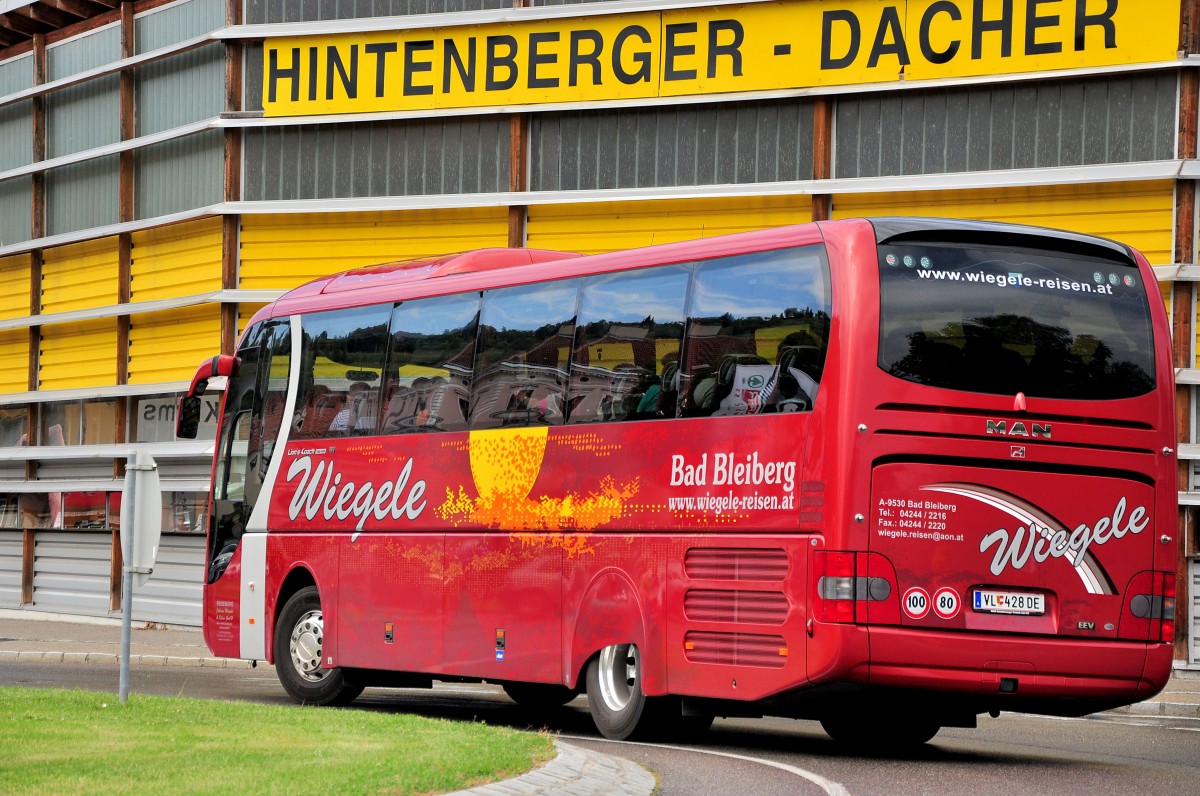 MAN Lions Coach Supreme von Wiegele Reisen aus sterreich am 12.Juli 2014 in Krems.