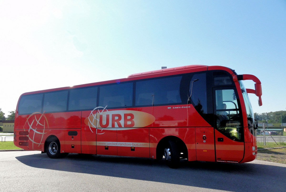 MAN LION`s COACH von URB / BRD im August 2013 in Krems gesehen.