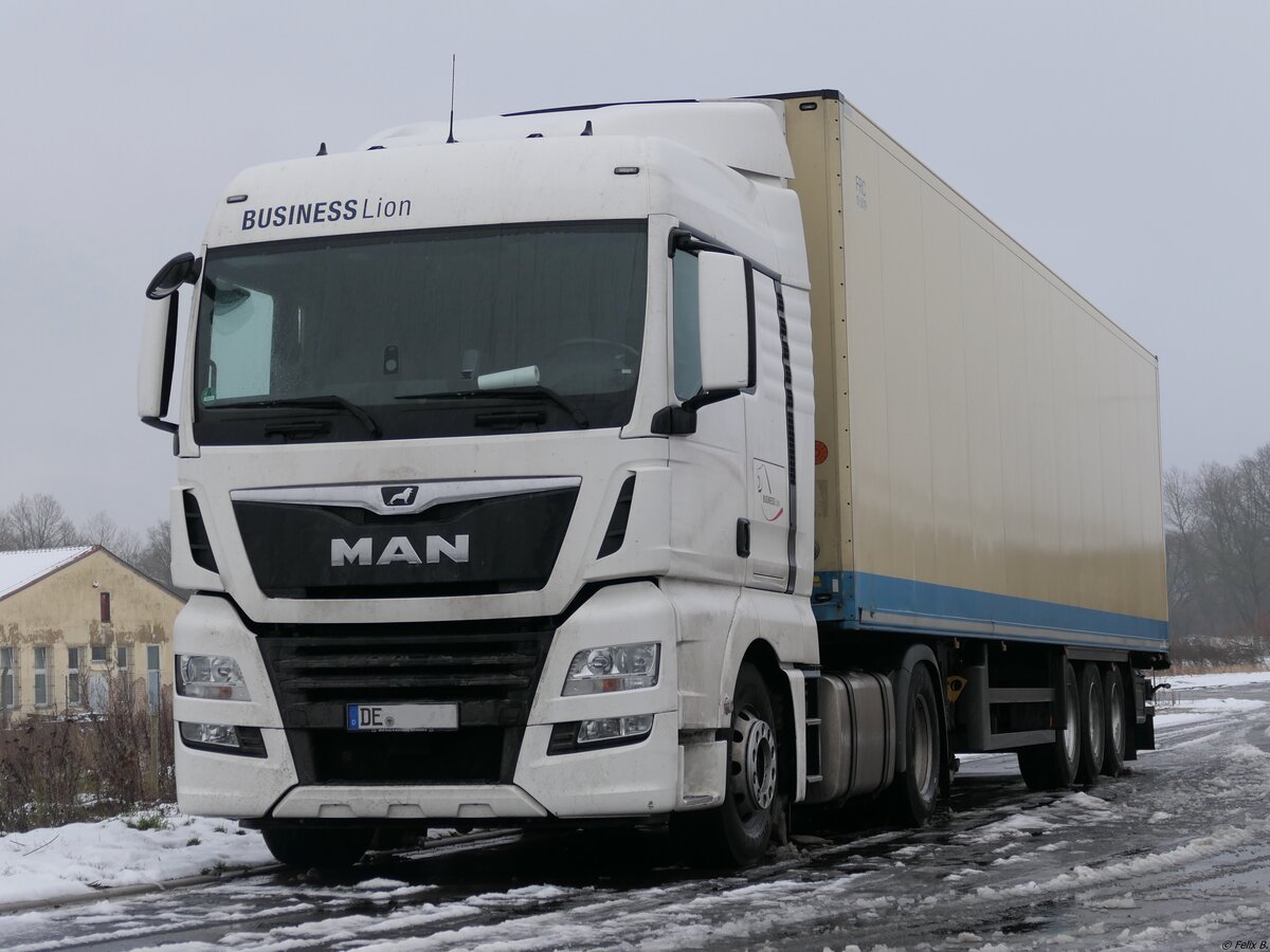 MAN Sattelzug in Ueckermünde.