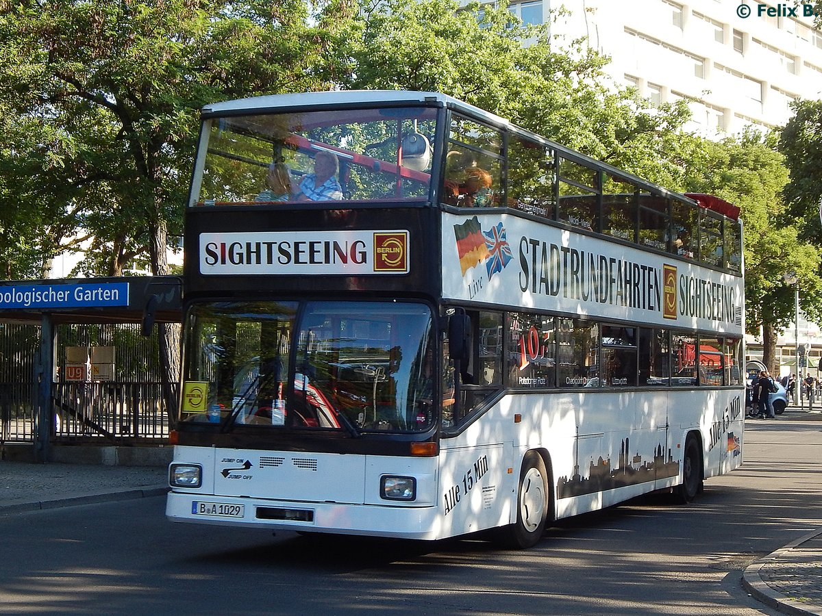 MAN SD 202 von Der Tempelhofer aus Deutschland in Berlin.