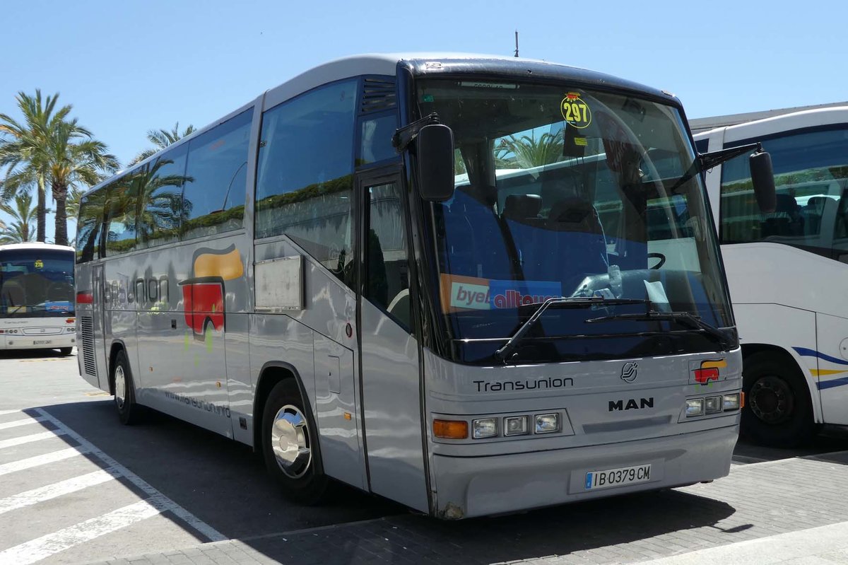 MAN von  TRANSUNION  steht am Airport Palma /Mallorca im Juni 2016