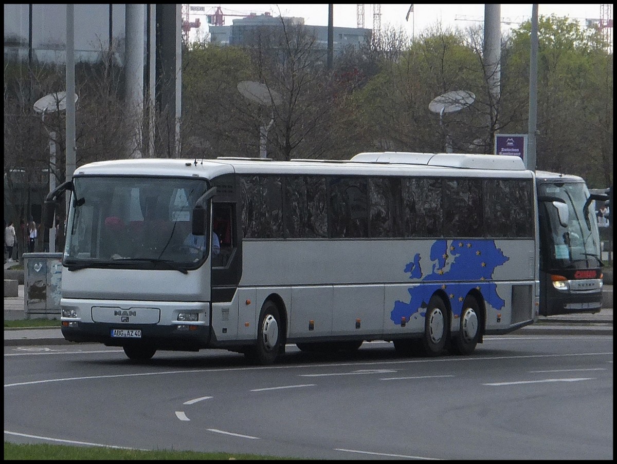 MAN L 353 vom Reisedienst Zpel aus Deutschland in Berlin.