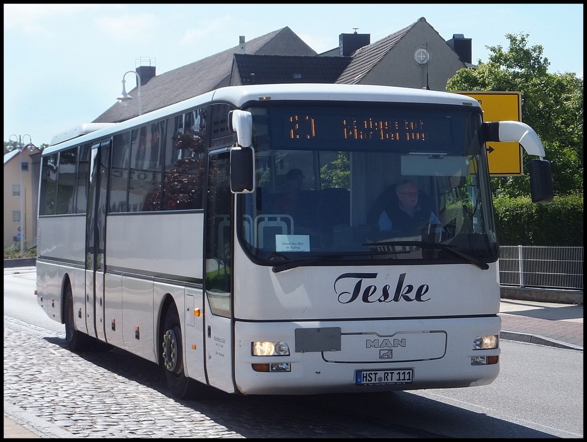 MAN L 363 vom Reisedienst Teske aus Deutschland in Sassnitz.