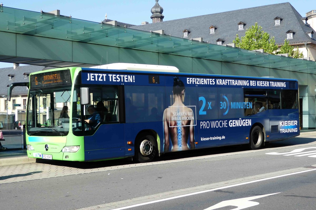 MB Citaro von RhoenEnergie wartet am Fuldaer Busbahnhof im September 2016