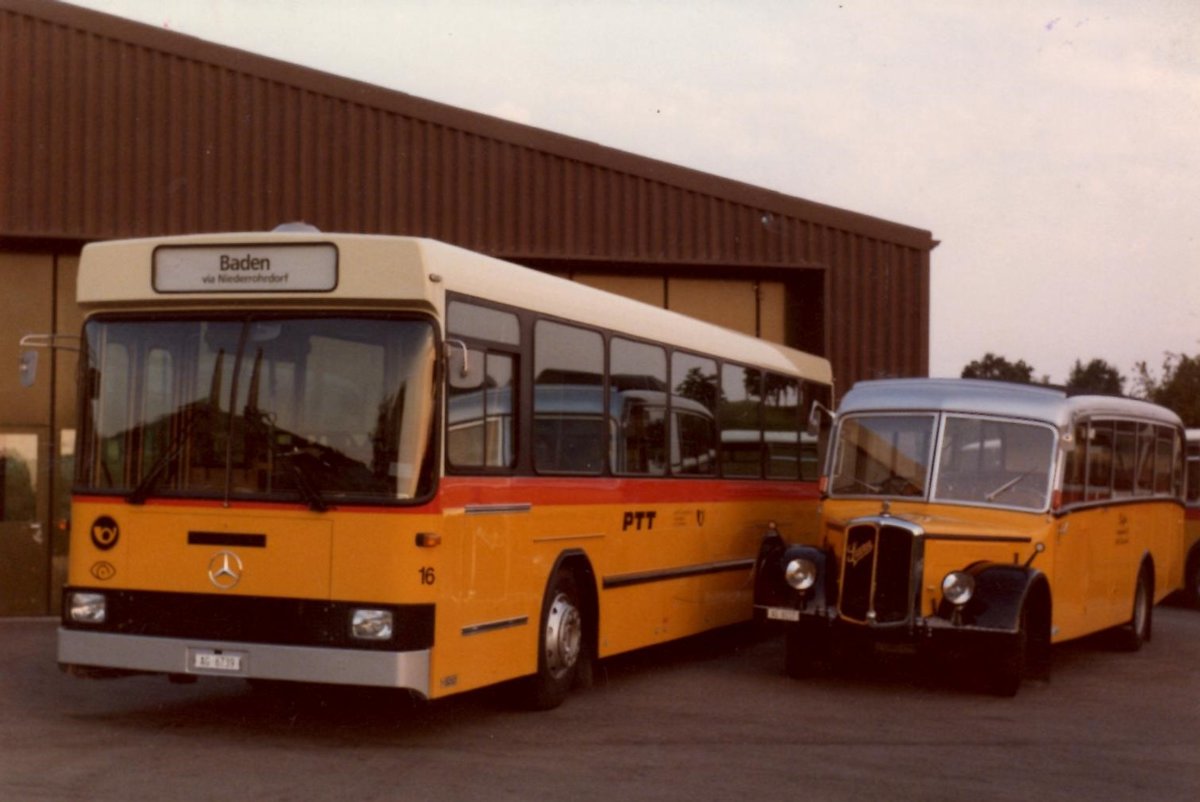 (MD159) - Aus dem Archiv: Steffen, Remetschwil - Nr. 16/AG 6739 - Mercedes/Hess + AG 6117 - Saurer/Hess (ex SAPJV, L'Isle; ex P 22'039) im Juli 1984 in Remetschwil, Garage