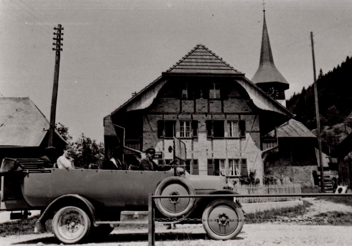 (MD249) - Aus dem Archiv: Moser, Trubschachen - Fiat um 1920 in Trub, Postbureau