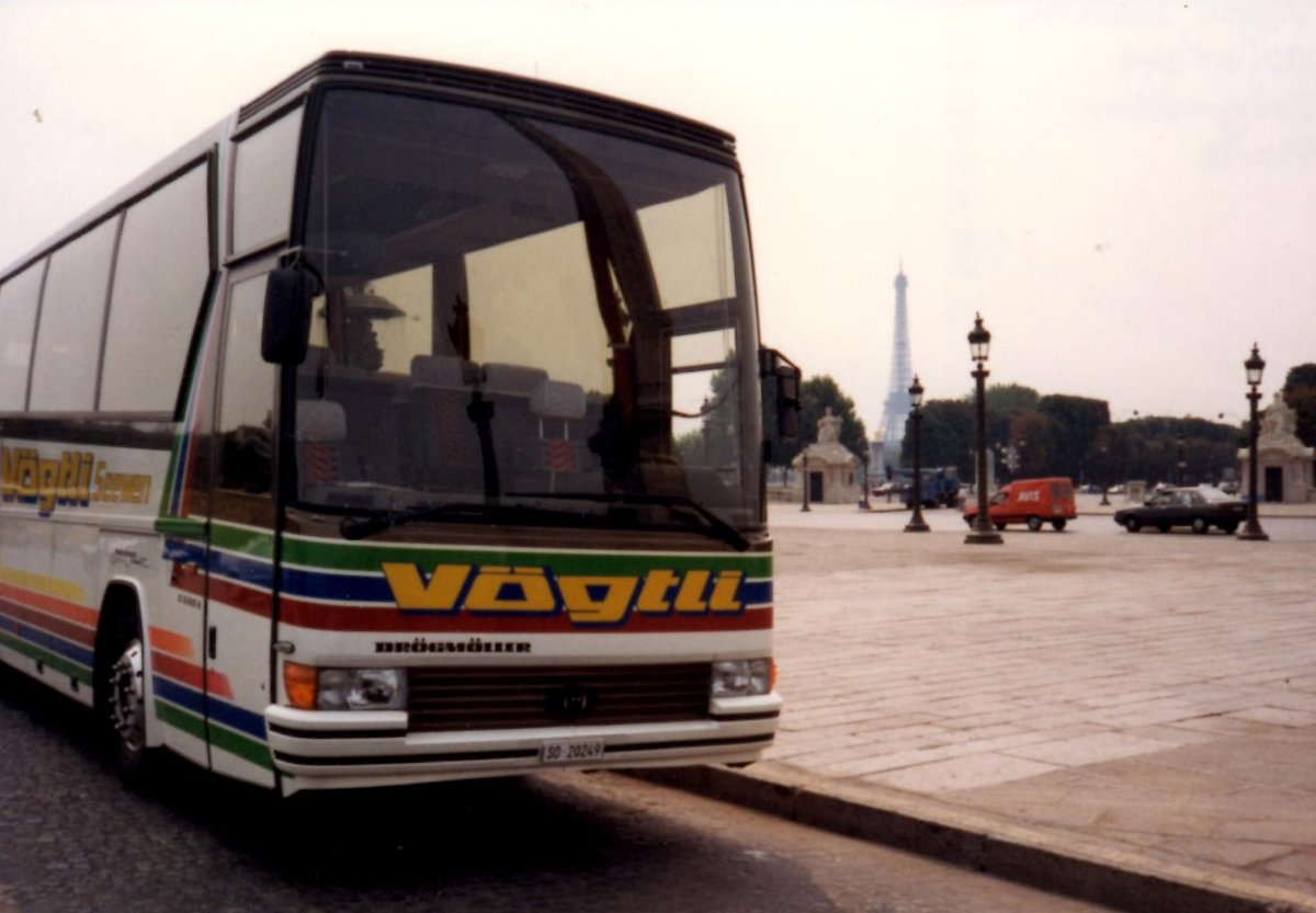 (MD389) - Aus dem Archiv; aus der Schweiz: Vgtli, Seewen - SO 20'249 - Drgmller um 1995 in Paris