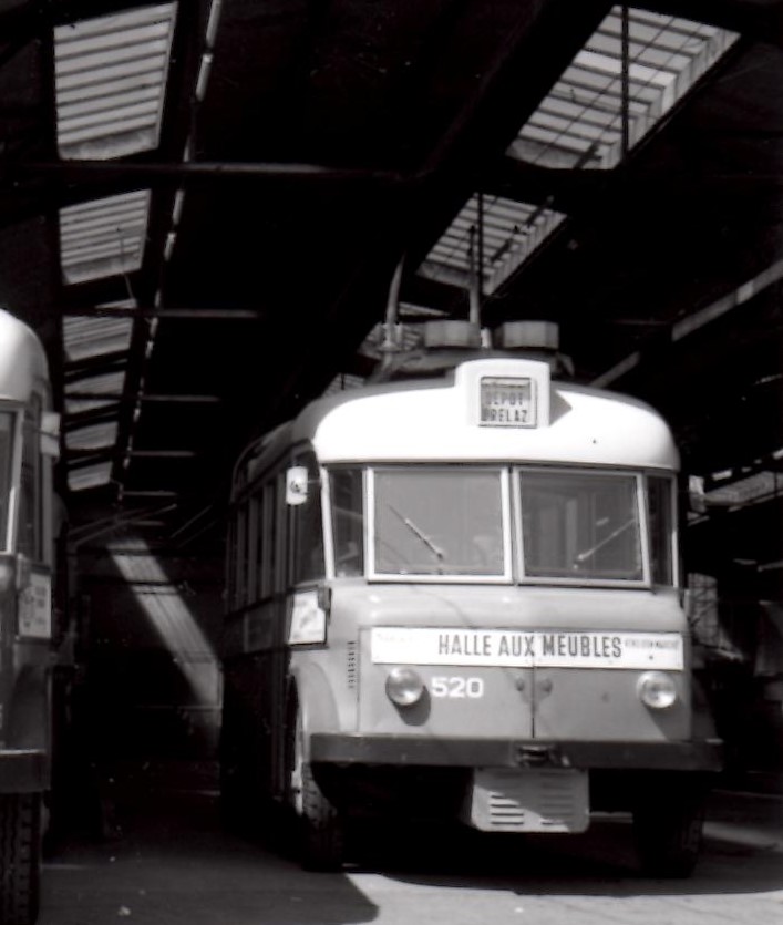(MD424) - Aus dem Archiv: TL Lausanne - Nr. 520 - FBW/Eggli Trolleybus (ex Nr. 20) um 1970 in Lausanne, Dpt