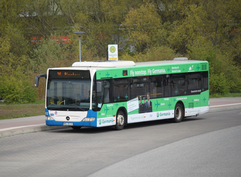 Mercedes-Benz O 530 I(Citaro)stand mit Fly nonstop. Fly Germania Werbung als Linie 26 nach Biestow vor dem Rostocker Hbf.28.04.2017