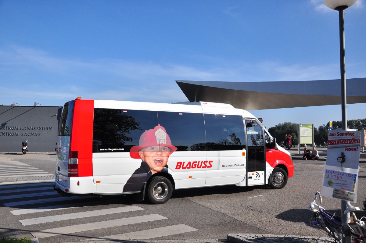 Mercedes Benz Sprinter von Blaguss aus Wien am 28.9.2014 in Krems.