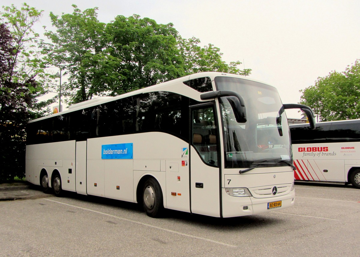 Mercedes Benz Tourismo von Boldermann.nl am 15.5.2014 in Krems gesehen.