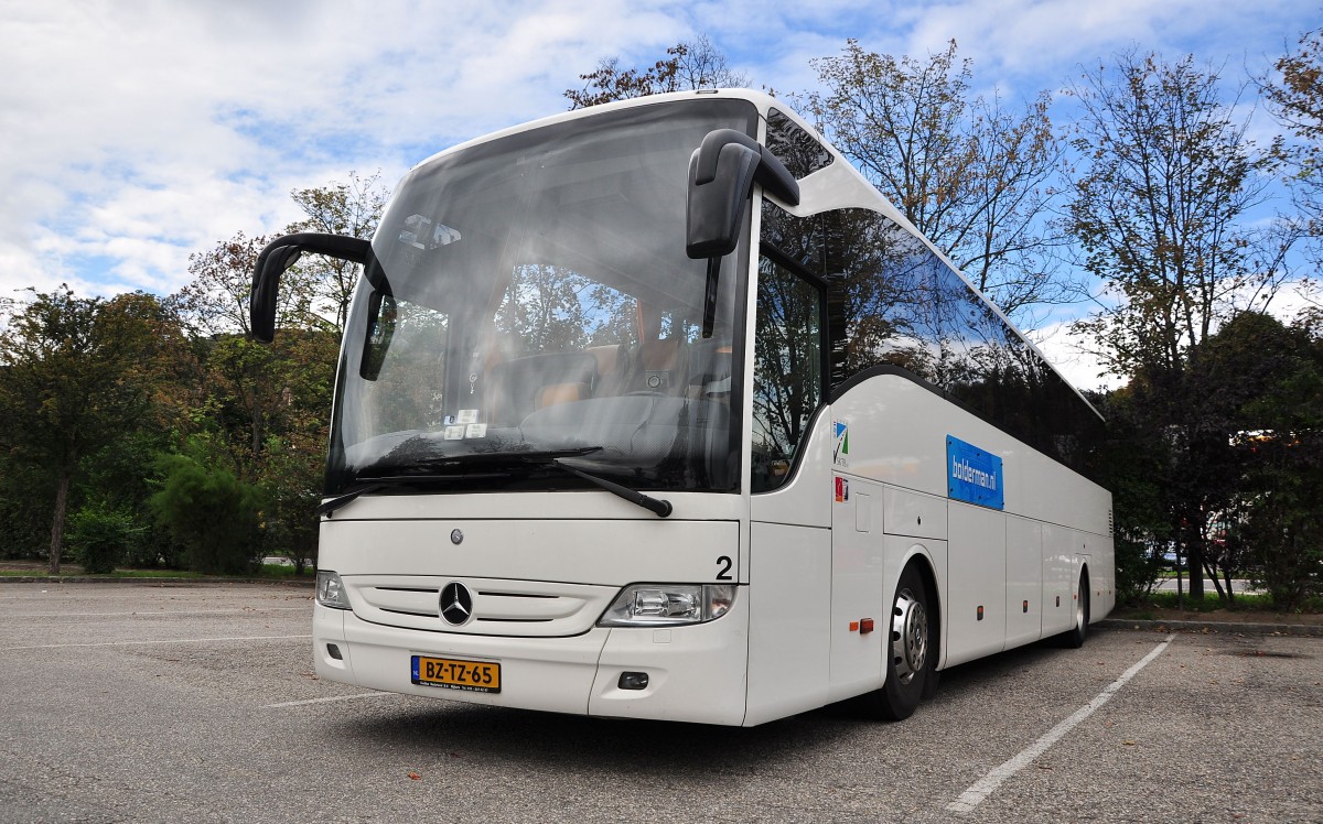 Mercedes Benz Tourismo von Boldermann.Nl am 27.August 2014 in Krems gesehen.