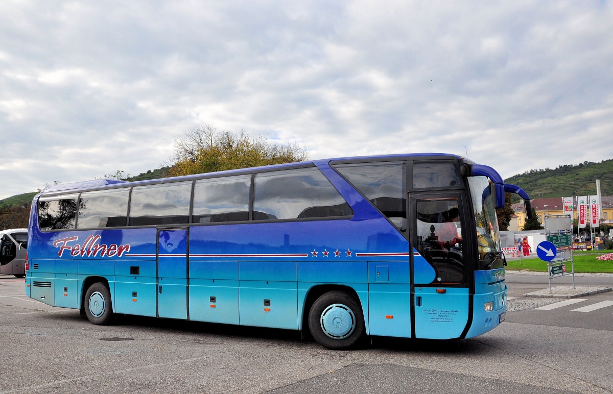 Mercedes Benz Tourismo von Fellner Reisen aus sterreich am 27.9.2014 in Krems.