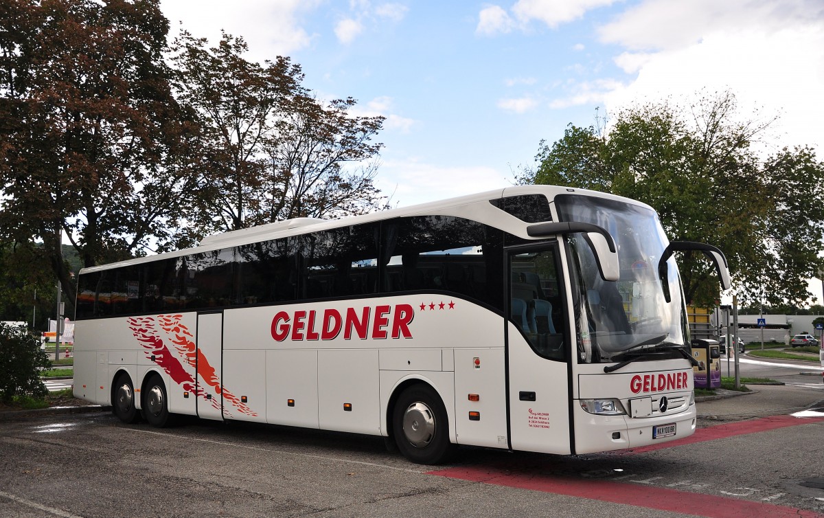 Mercedes Benz Tourismo von Geldner Reisen aus Niedersterreich am 16.August 2014 in Krems gesehen.