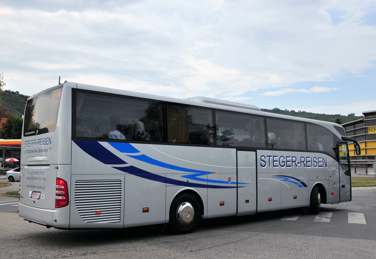 Mercedes Benz Tourismo von Steger Reisen aus sterreich am 27.Juli 2014 in Krems gesehen.