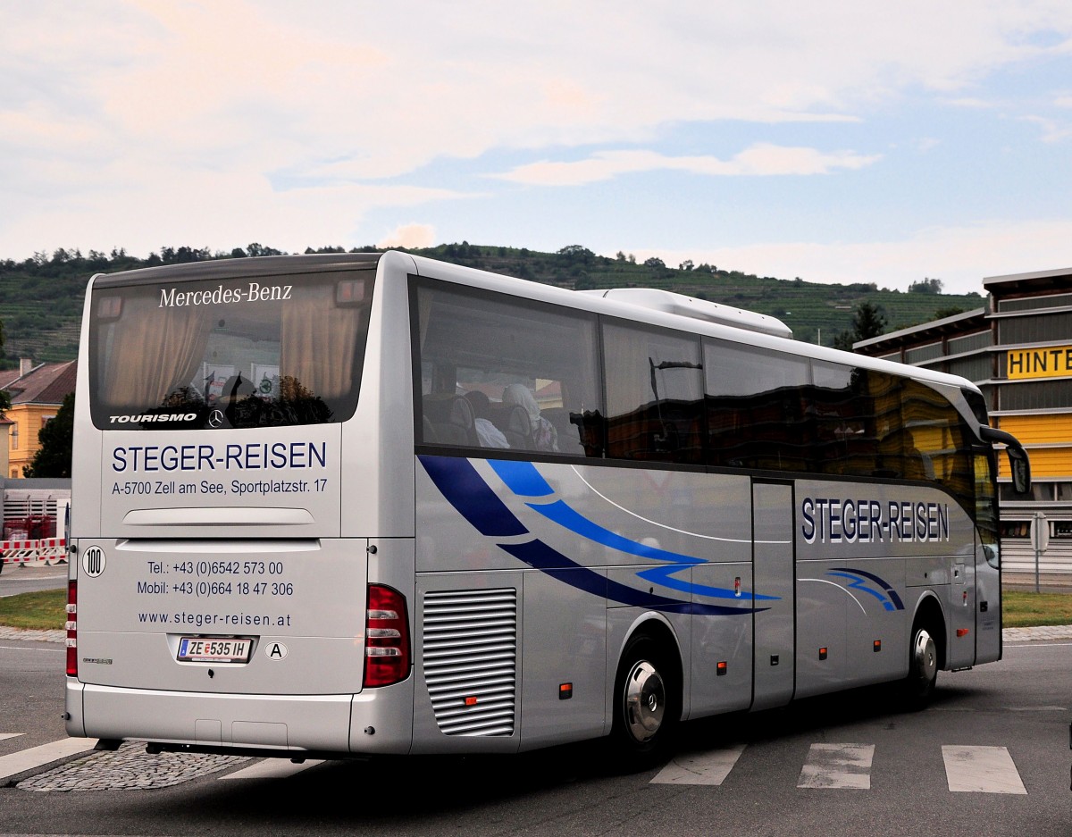 Mercedes Benz Tourismo von Steger Reisen aus sterreich am 27.Juli 2014 in Krems gesehen.