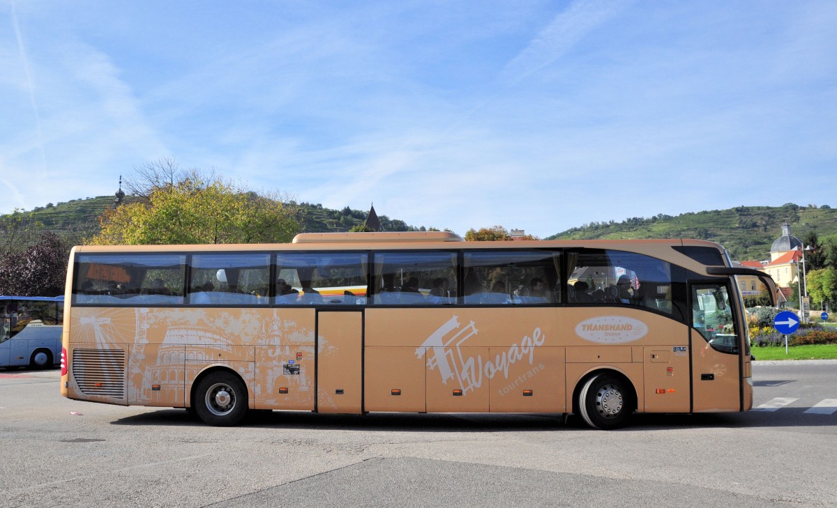 Mercedes Benz Tourismo von Transhand aus Polen am 24.9.2014 in Krems.