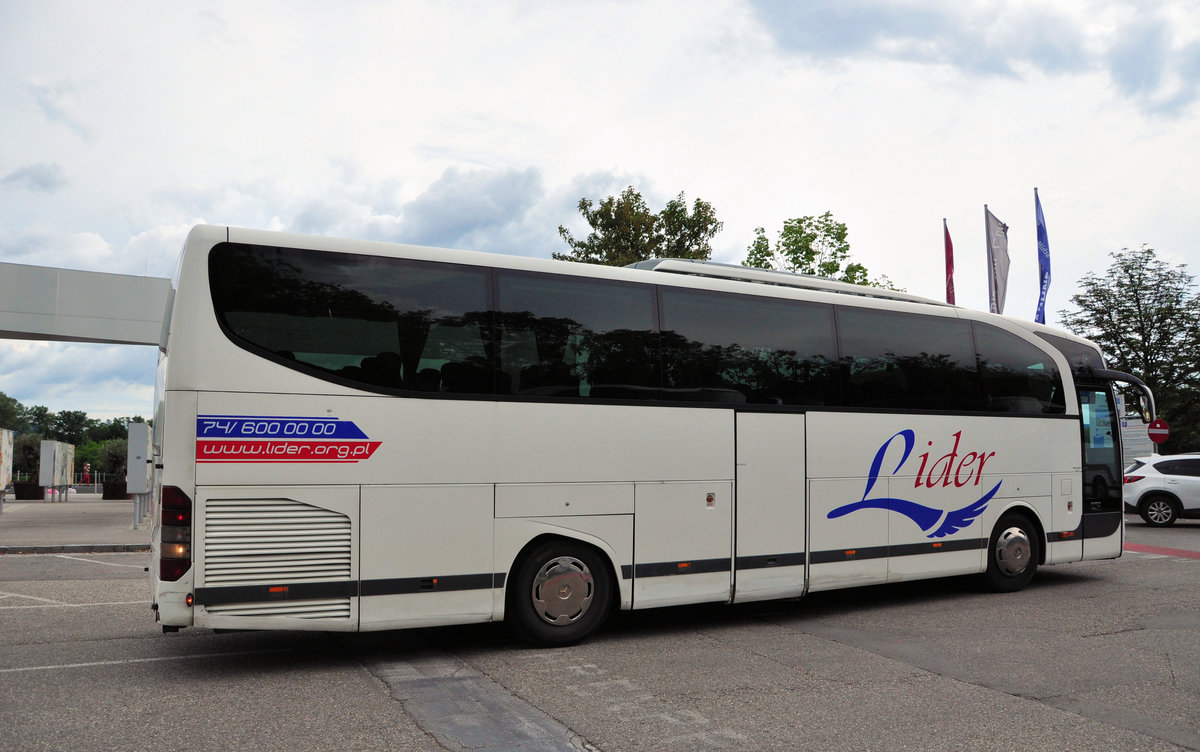 Mercedes Benz Travego von Lider aus Polen in Krems gesehen.