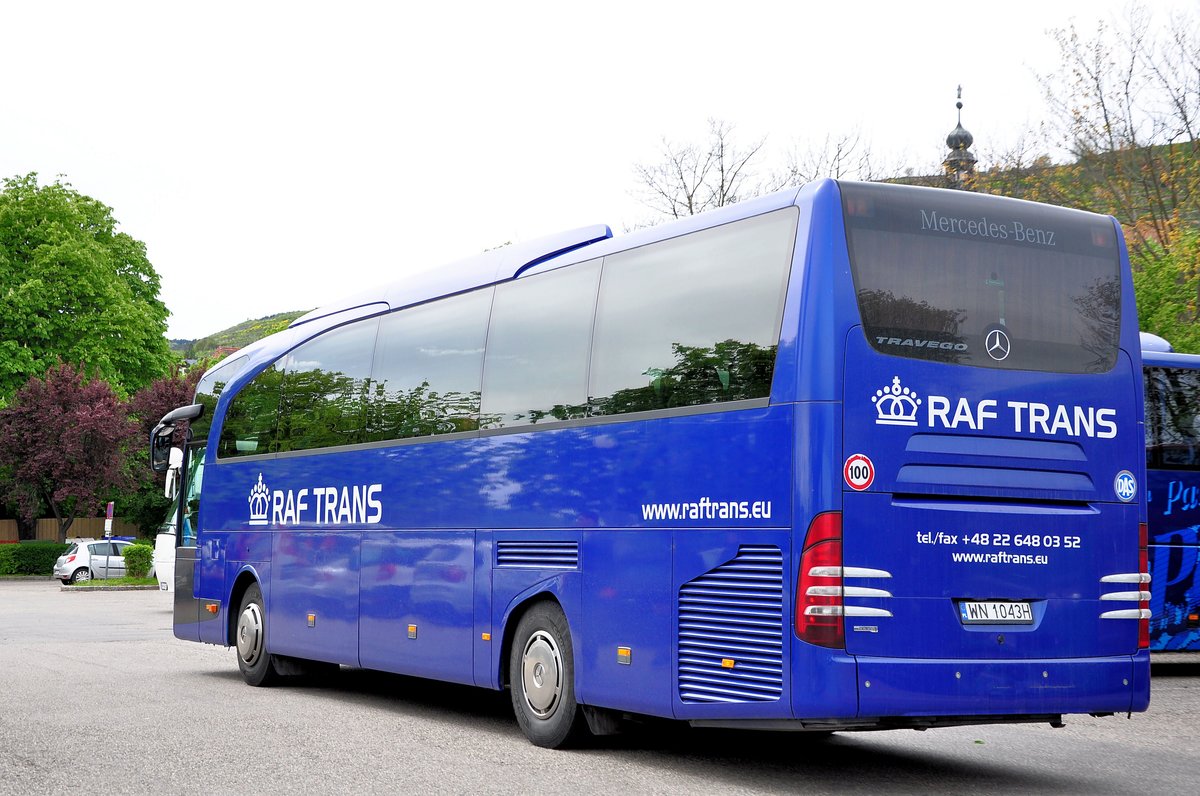 Mercedes Benz Travego von Raf Trans aus Polen in Krems.