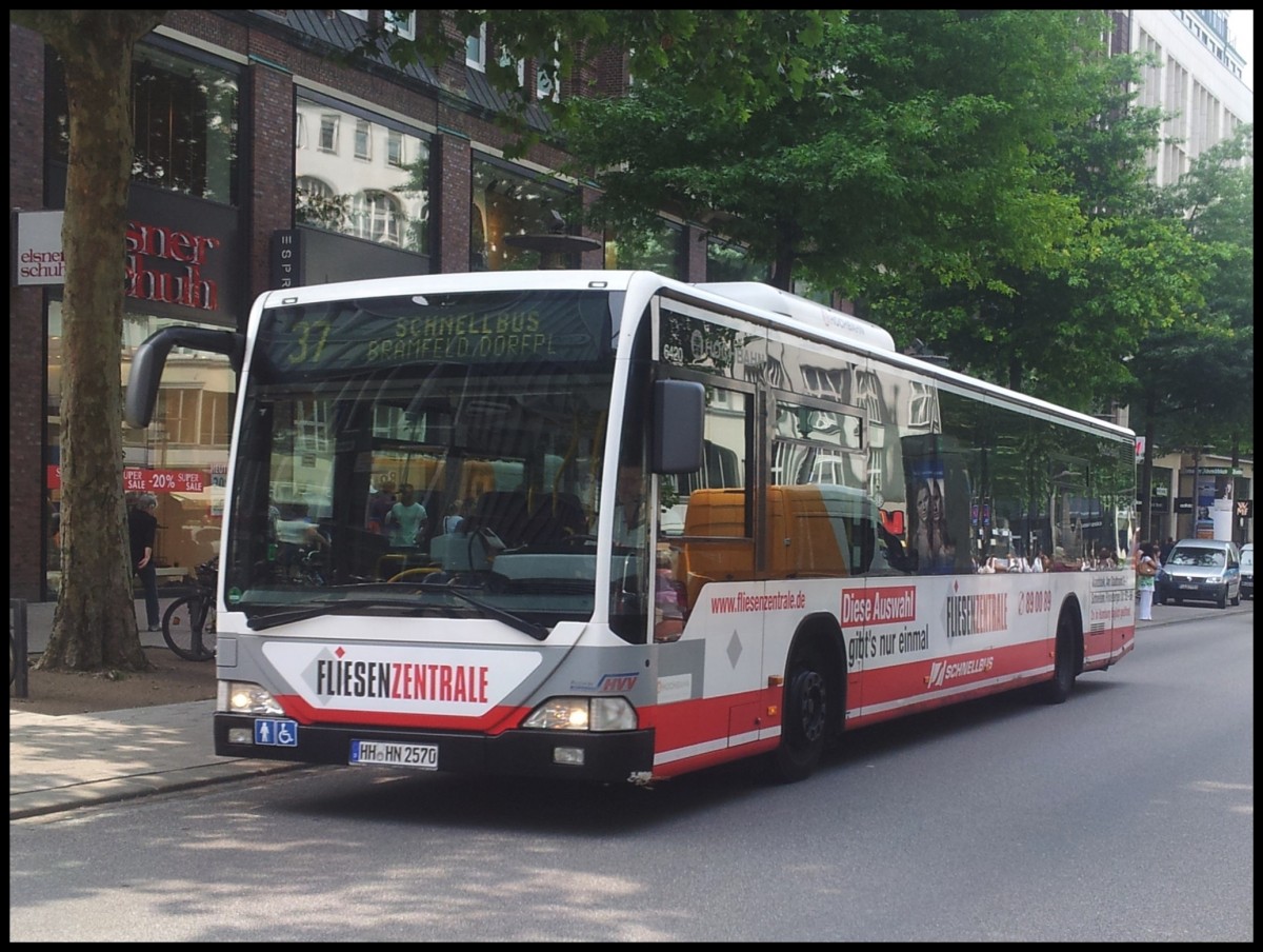 Mercedes Citaro I der Hamburger Hochbahn AG in Hamburg.