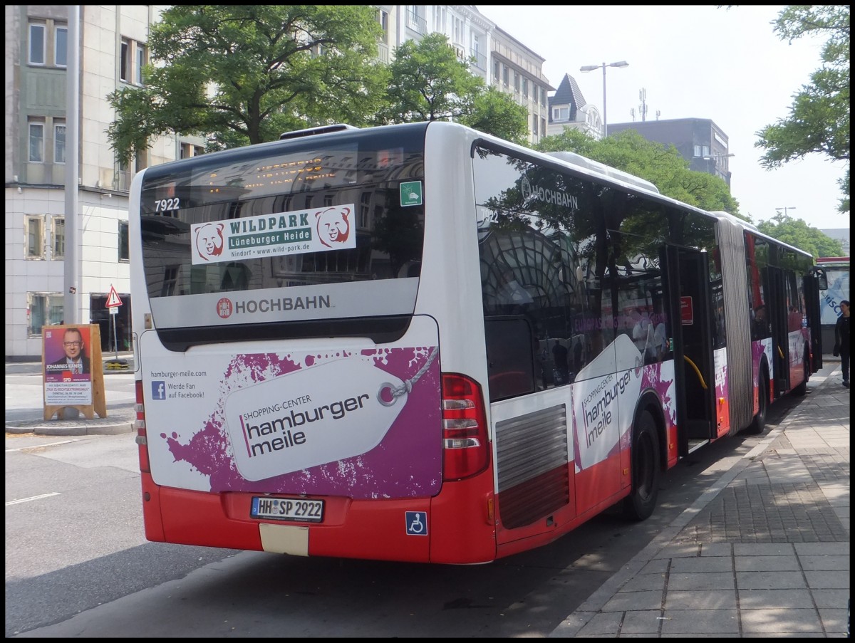 Mercedes Citaro II der Hamburger Hochbahn AG in Hamburg.