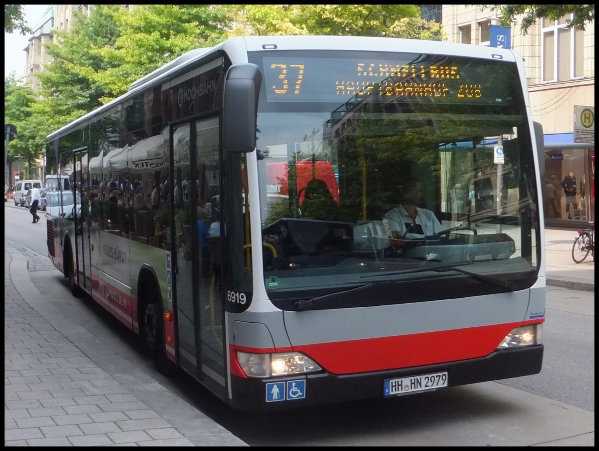 Mercedes Citaro II der Hamburger Hochbahn AG in Hamburg.