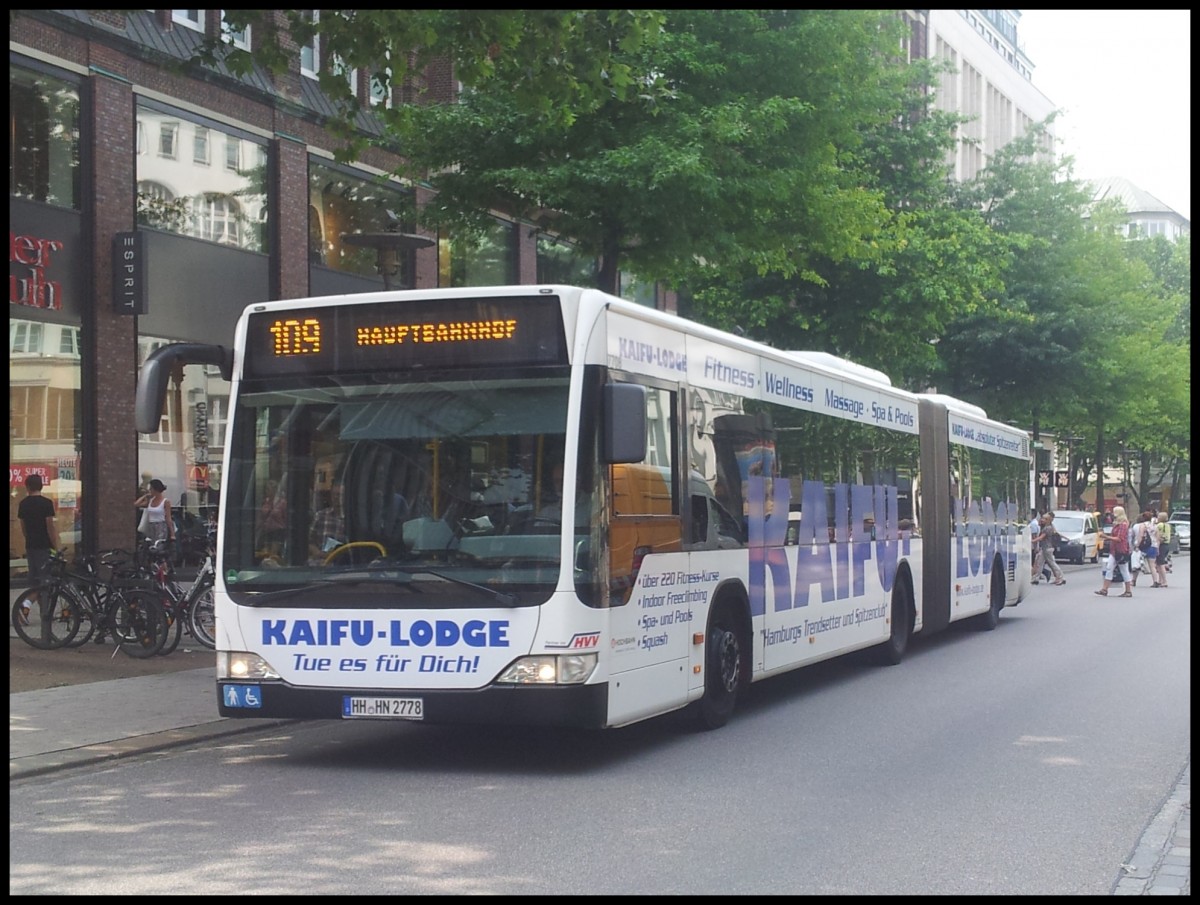 Mercedes Citaro II der Hamburger Hochbahn AG in Hamburg.