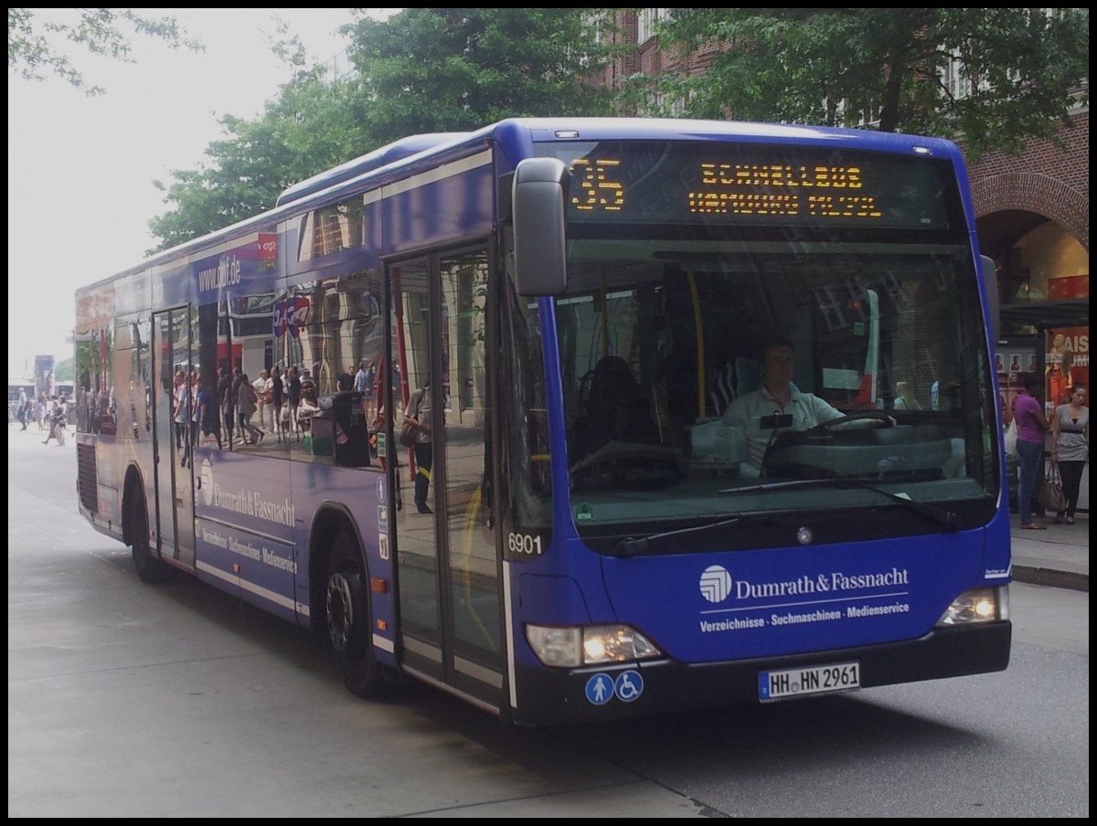 Mercedes Citaro II der Hamburger Hochbahn AG in Hamburg.