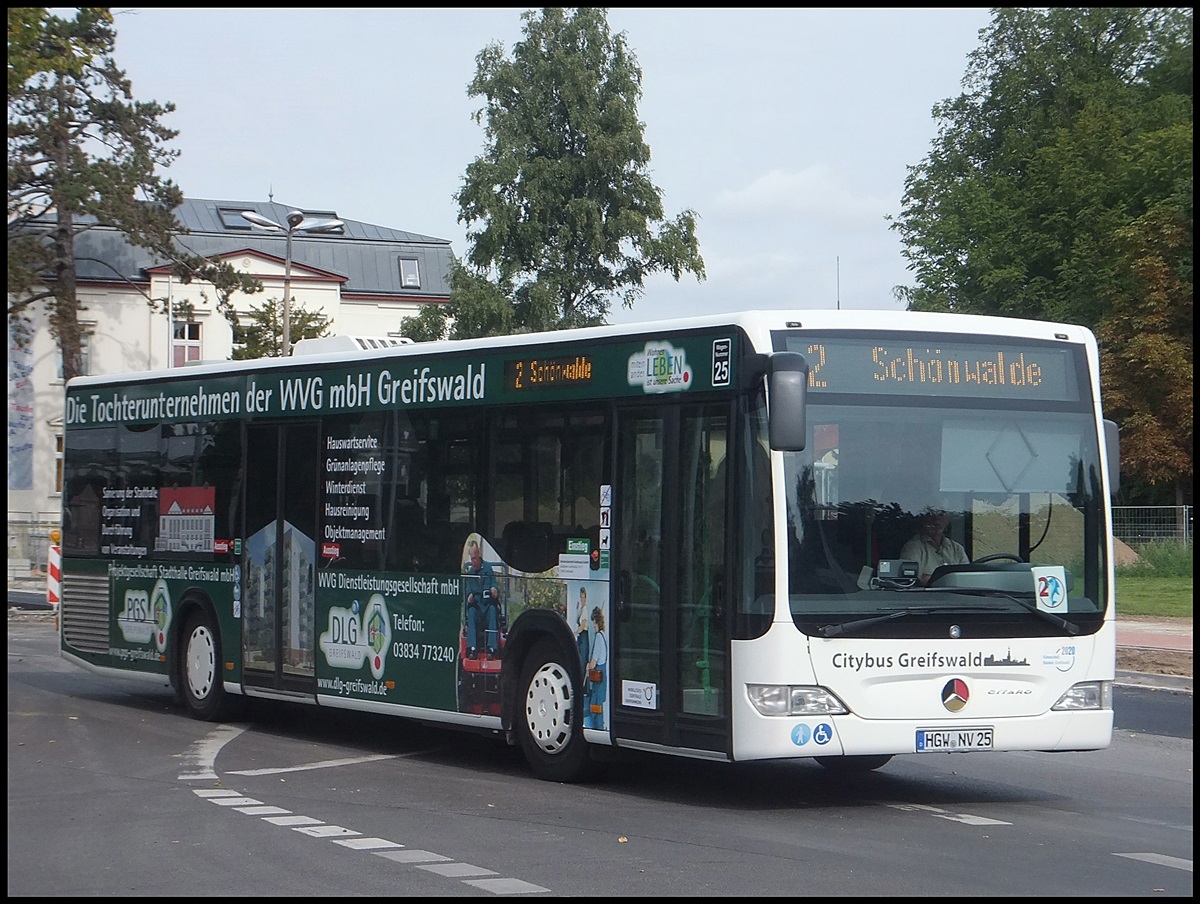 Mercedes Citaro II der Stadtwerke Greifswald in Greifswald.