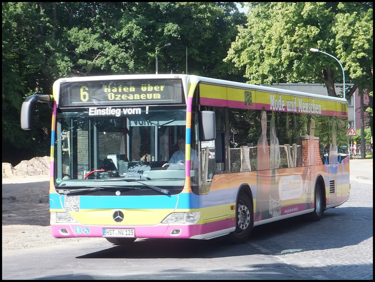 Mercedes Citaro II der Stadtwerke Stralsund in Stralsund.