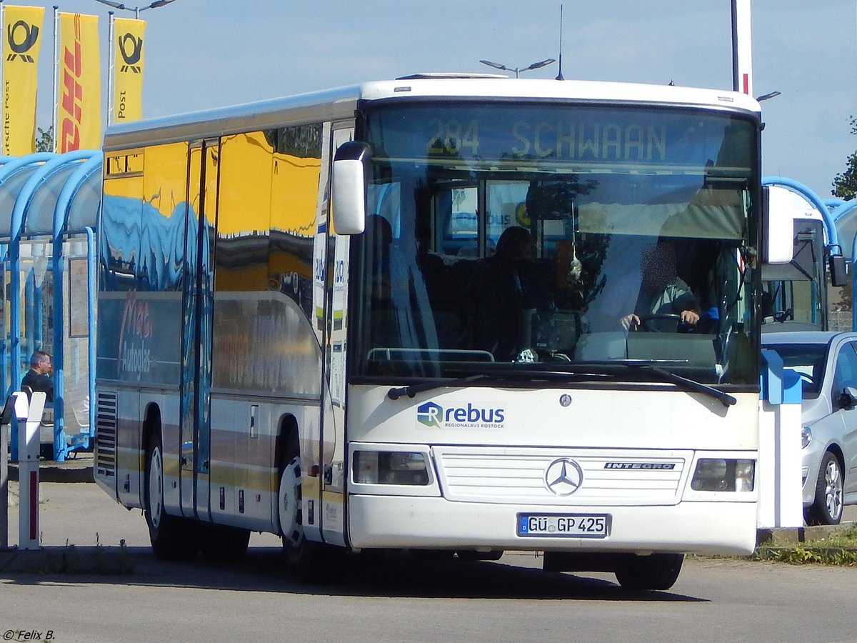 Mercedes Integro von Regionalbus Rostock in Rostock.