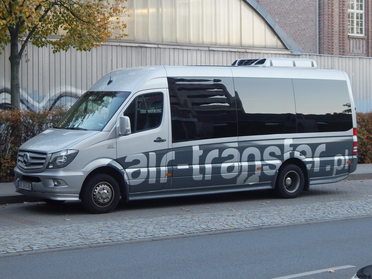 Mercedes Sprinter von Air-Transfer aus Polen in Neubrandenburg.