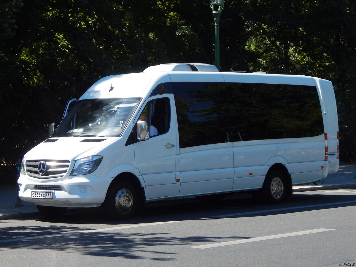 Mercedes Sprinter aus Russland in Berlin.