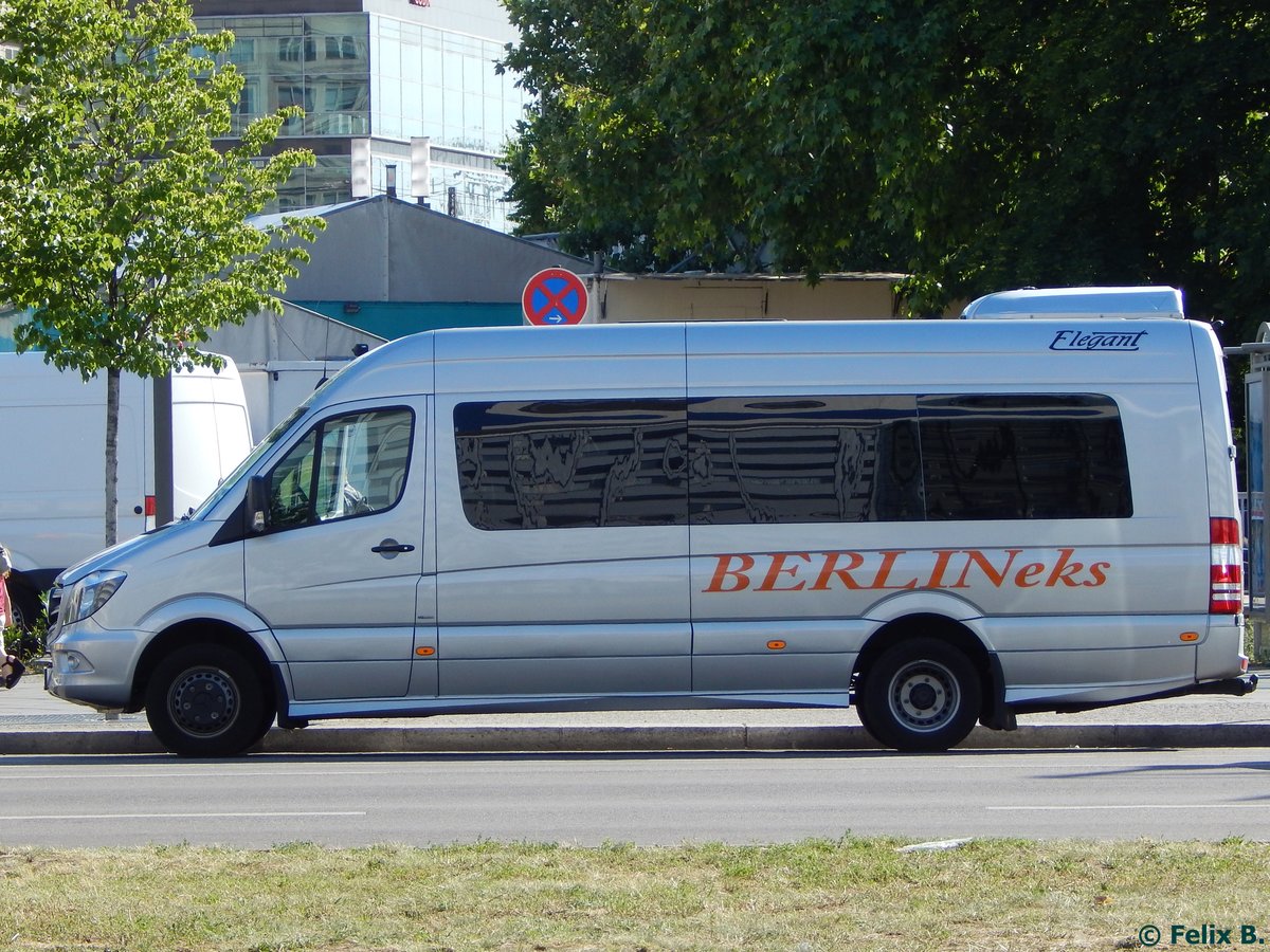 Mercedes Sprinter von Berlineks aus Polen in Berlin.