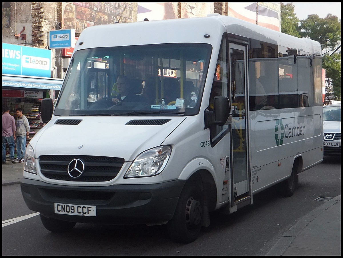 Mercedes Sprinter von Camden aus England in London.