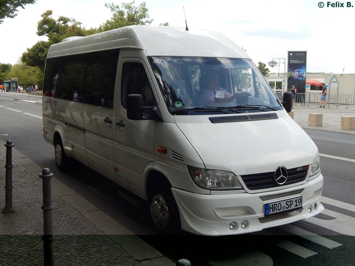 Mercedes Sprinter von Der Warnemünder aus Deutschland in Berlin.