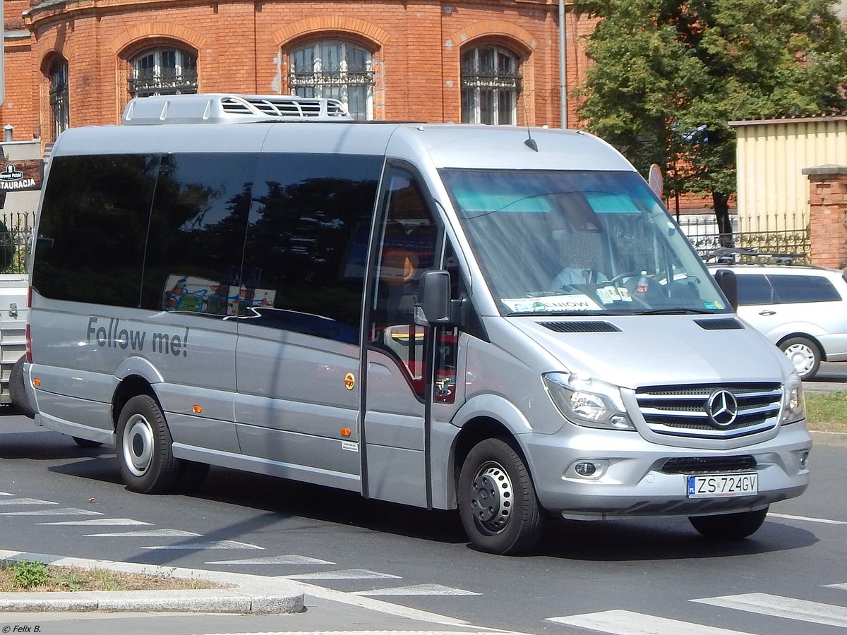 Mercedes Sprinter von Follow Me! aus Polen in Stettin. 