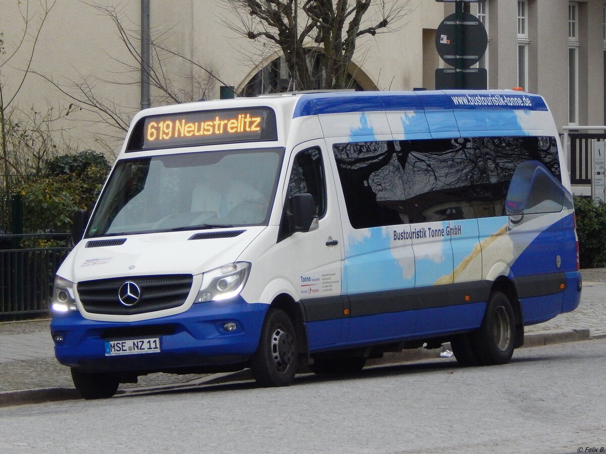 Mercedes Sprinter von Tonne aus Deutschland in Neustrelitz. 