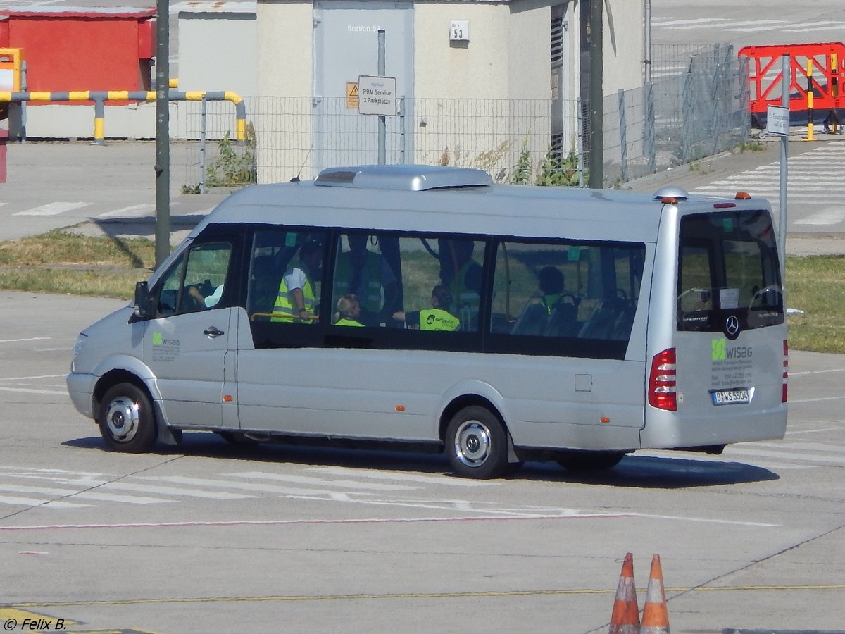 Mercedes Sprinter von Wisag aus Deutschland in Berlin.