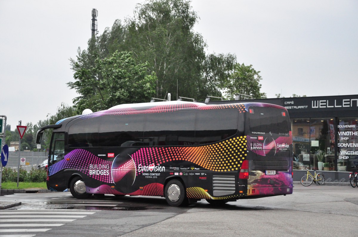 Mercedes Tourino von Blaguss sterreich am 26.5.2015 in Krems.