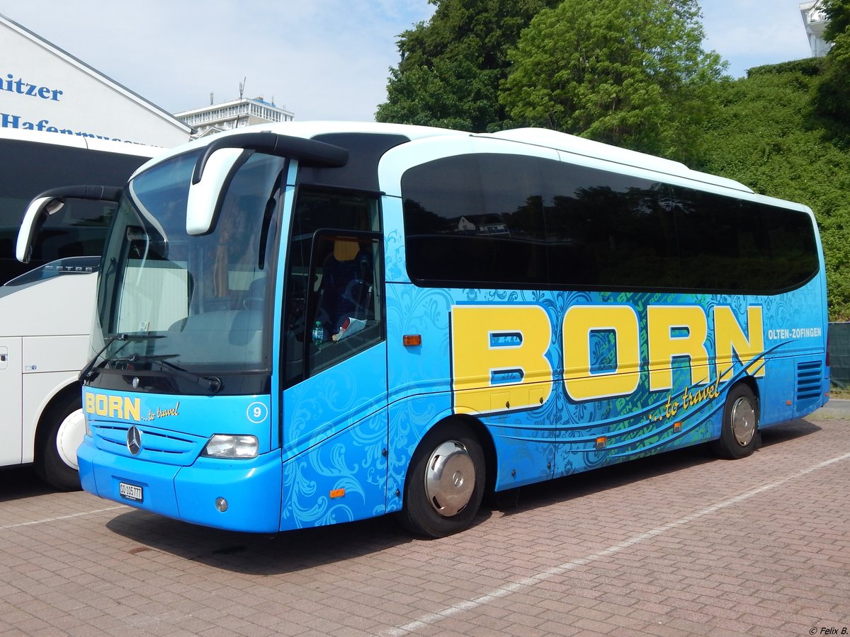 Mercedes Tourino von Born aus der Schweiz im Stadthafen Sassnitz.