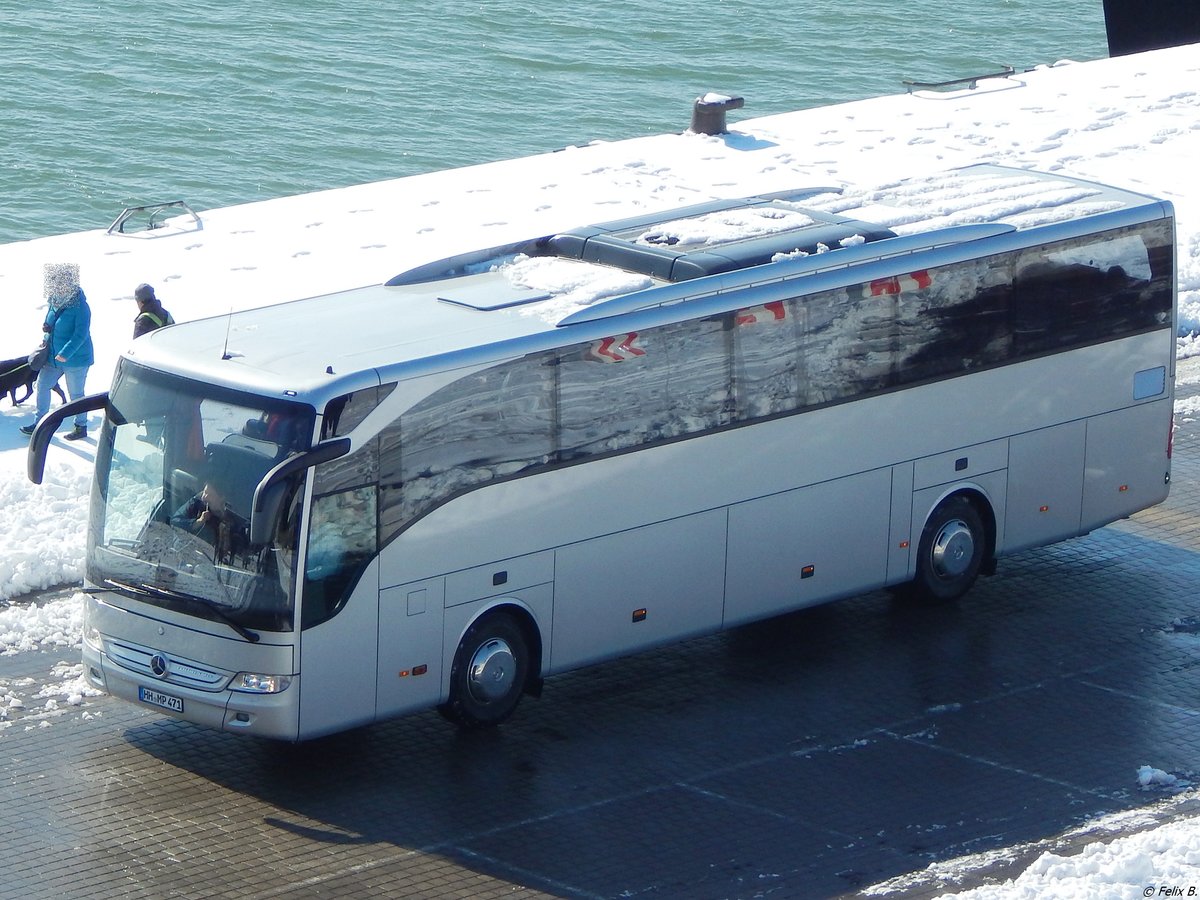 Mercedes Tourismo aus Deutschland im Stadthafen Sassnitz.