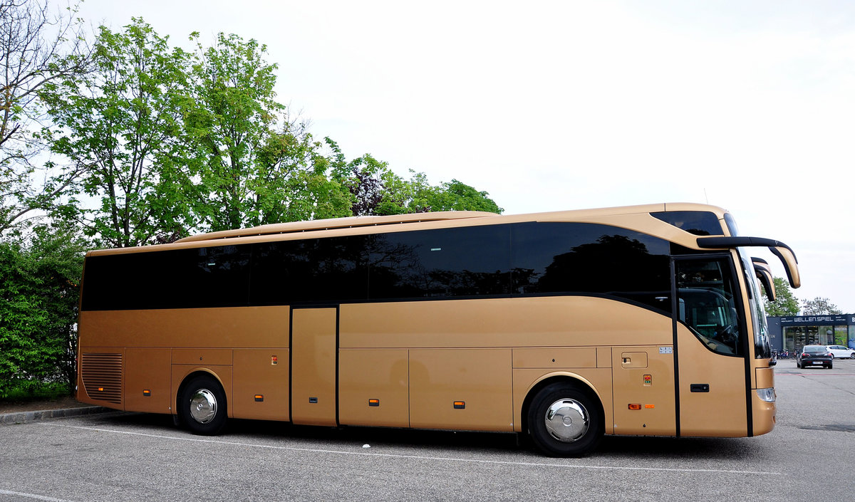 Mercedes Tourismo aus Polen in Krems gesehen.