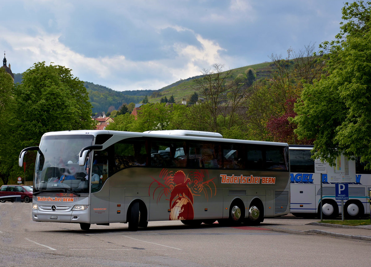 Mercedes Tourismo von Badertscher Reisen aus der CH in Krems.