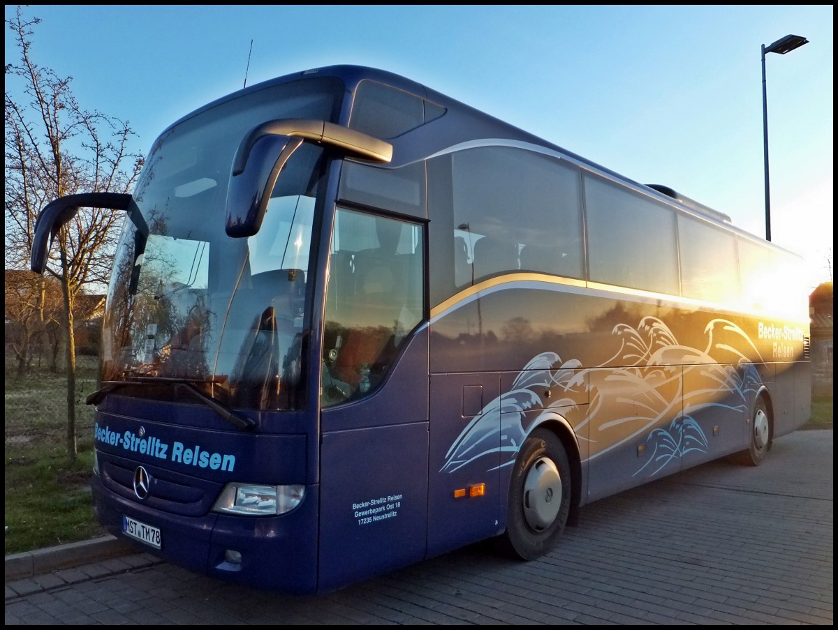 Mercedes Tourismo von Becker-Strelitz Reisen aus Deutschland in Bergen.