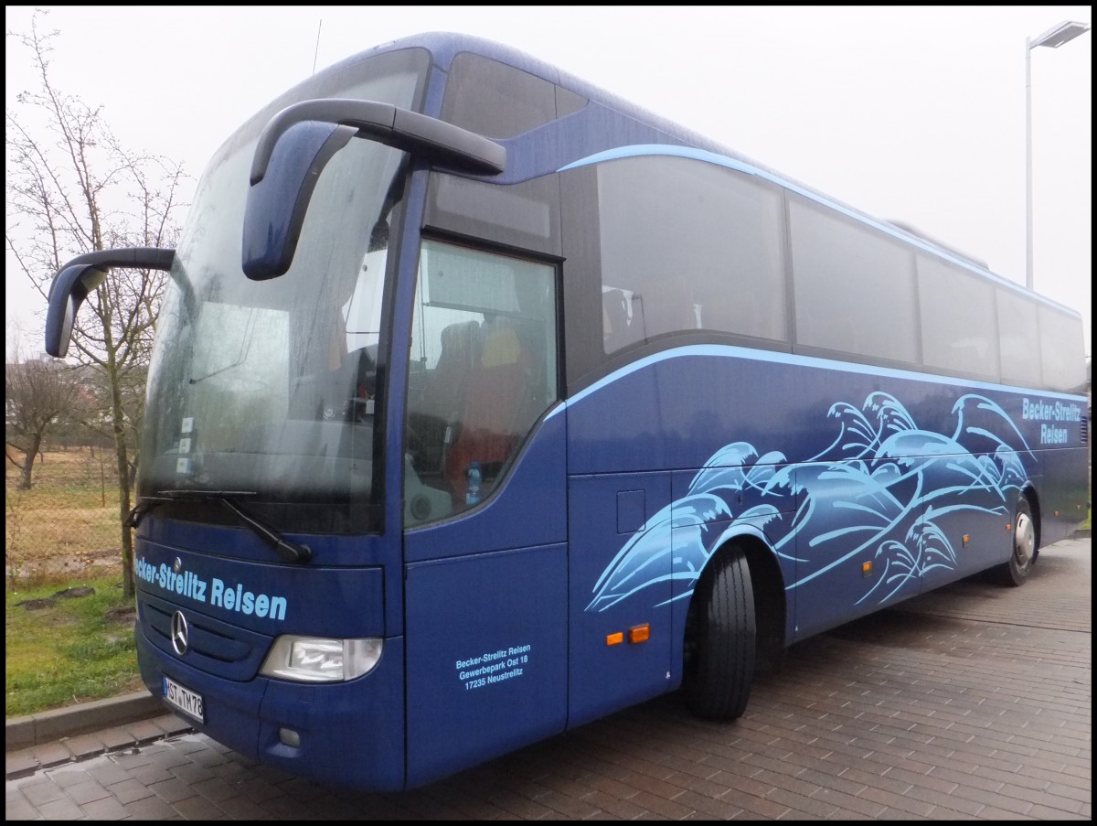 Mercedes Tourismo von Becker-Strelitz Reisen aus Deutschland in Bergen.