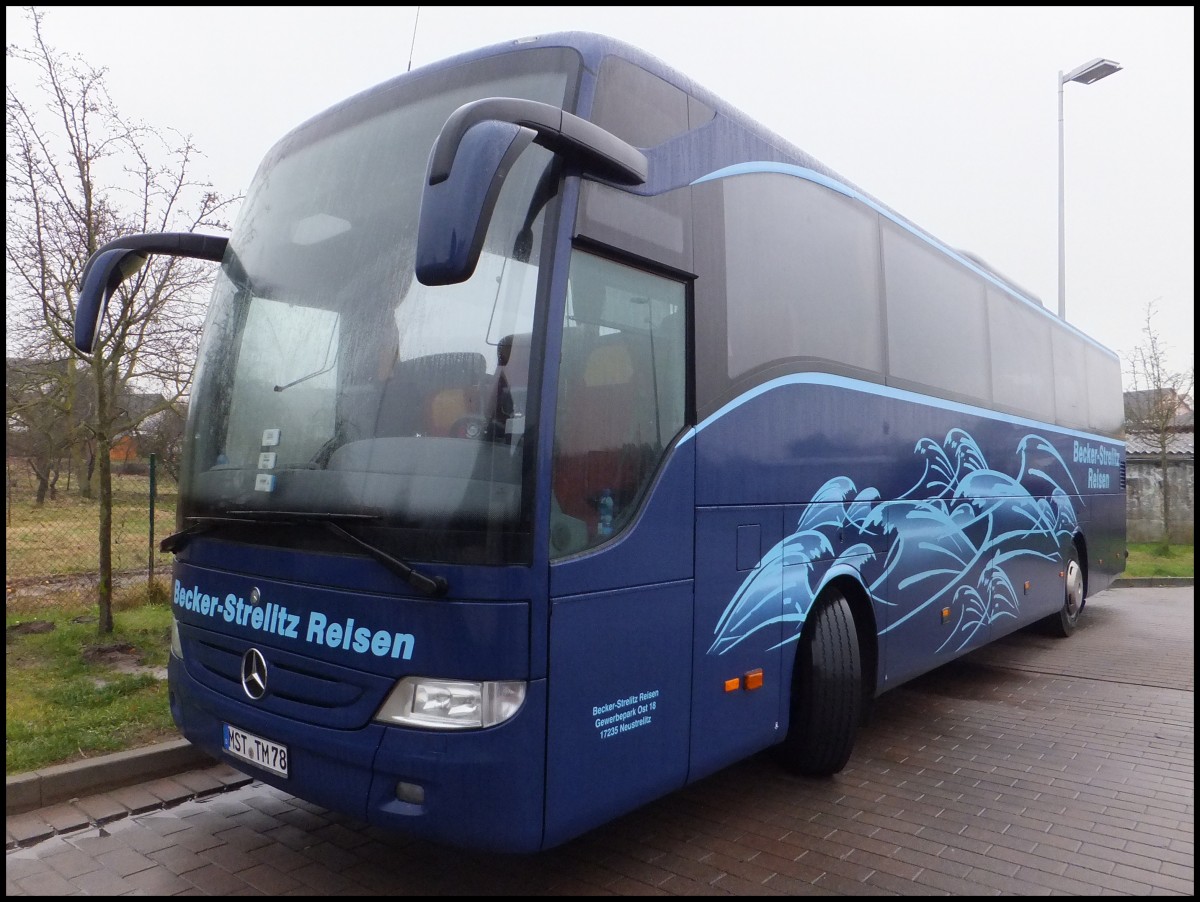 Mercedes Tourismo von Becker-Strelitz Reisen aus Deutschland in Bergen.