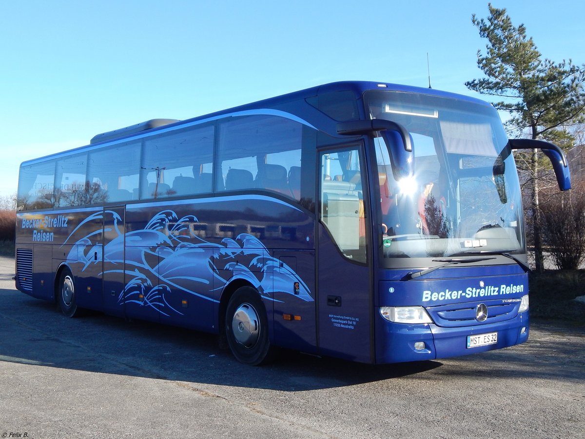 Mercedes Tourismo von Becker-Strelitz Reisen aus Deutschland in Neubrandenburg. 