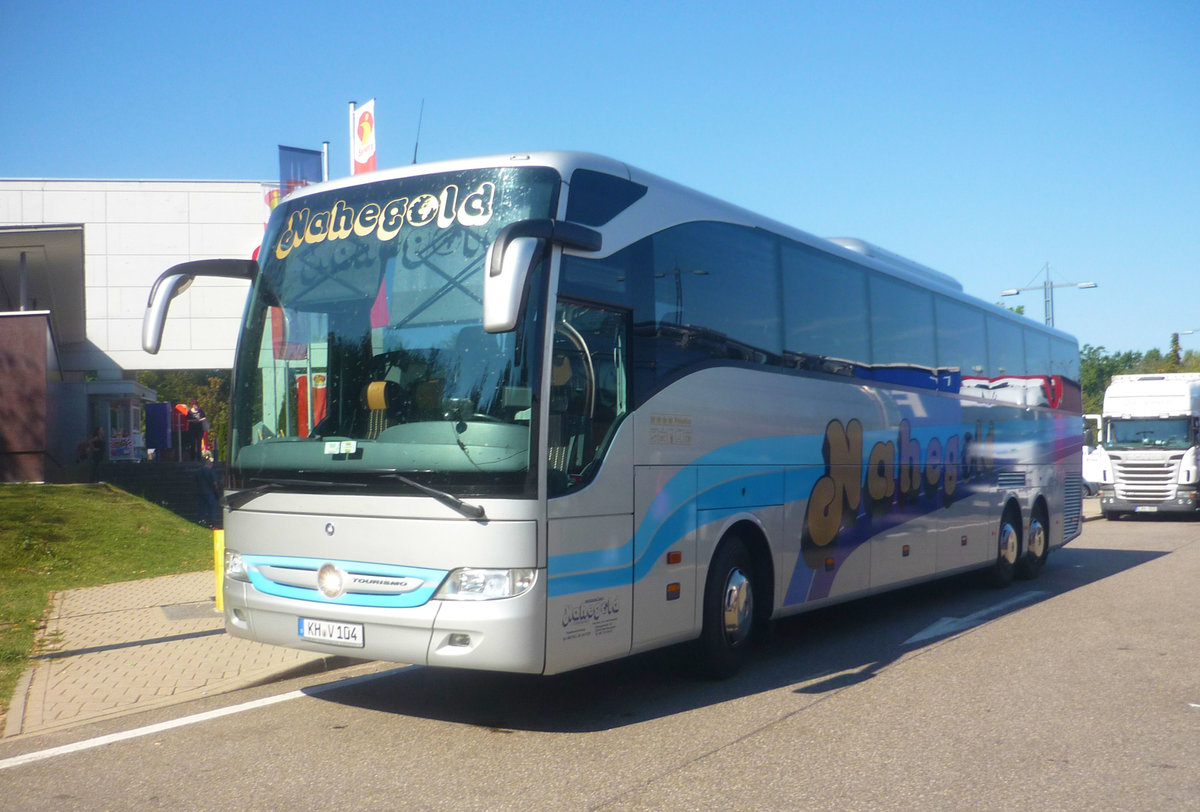 Mercedes Tourismo von CAISSA Reisen aus Ungarn in Krems.